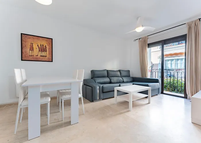 Town Apartment In Fuengirola Centre